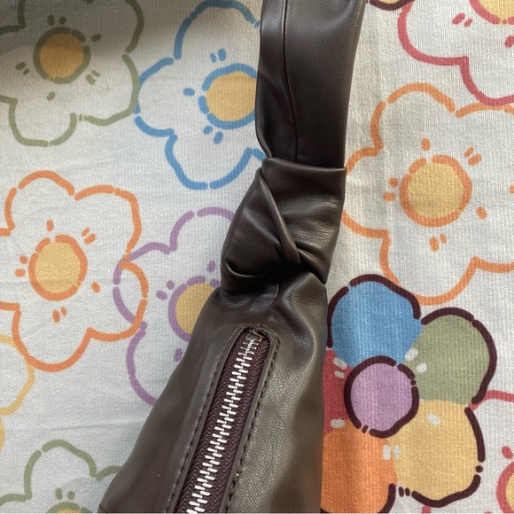 Lemaire Brown Croissant-Shaped Leather Bag - Picture 7 of 8